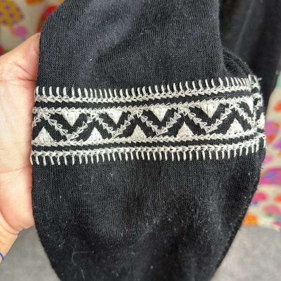 Haute Project Embroidered Open Front Cardigan. Large - Picture 5 of 13